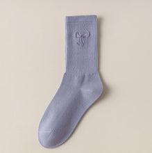 Embroidered Bow Crew Socks