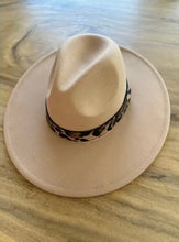 Vegan Felt Panama Hat with Leopard Band
