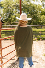 Weekend Ease Pocket Top