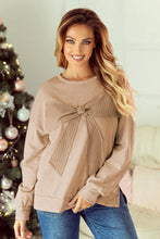 Keeps on Giving Bow Top