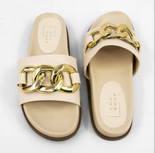 Shu Shop Diveana Slides