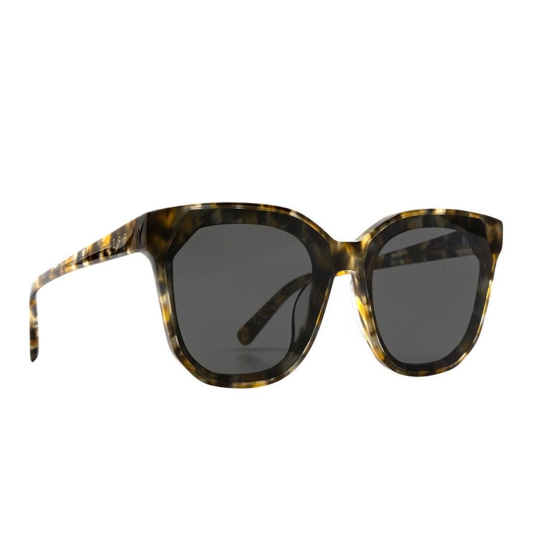 DIFF Gia Sunglasses - Sea Tortoise + Grey